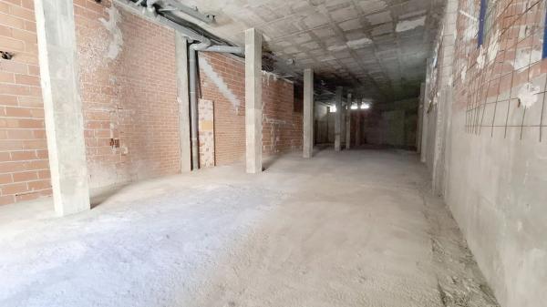 Local en calle Alcoy