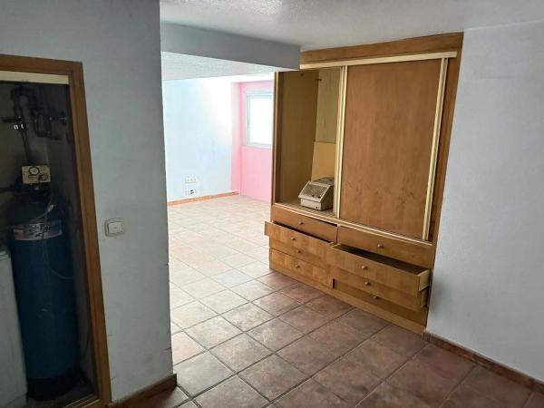 Local en calle Francisco Ruiz Bru