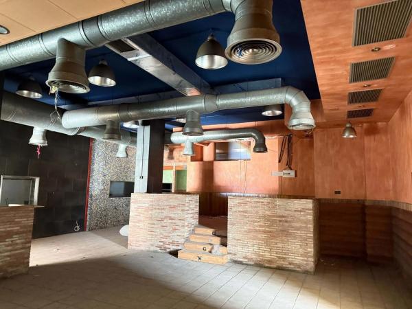 Local en calle Francisco Ruiz Bru