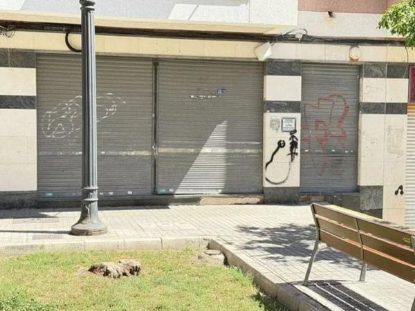 Local en calle Francisco Ruiz Bru