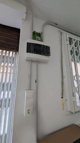 Local en Barrio Carrús Este