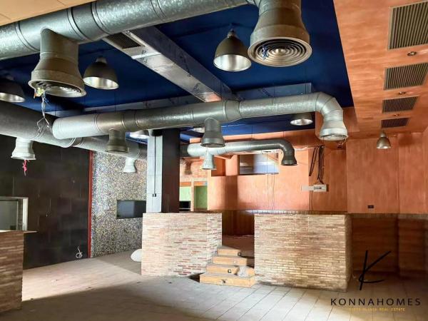 Local en Barrio Toscar