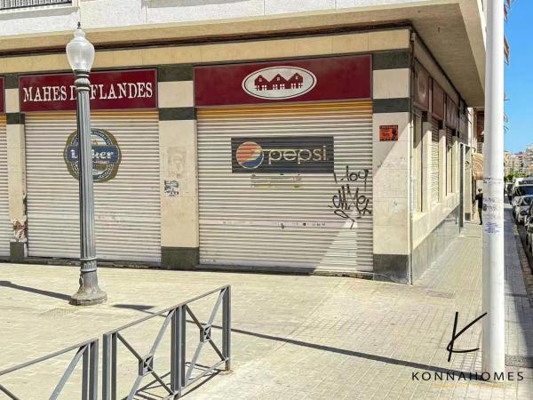 Local en Barrio Toscar