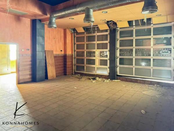 Local en Barrio Toscar