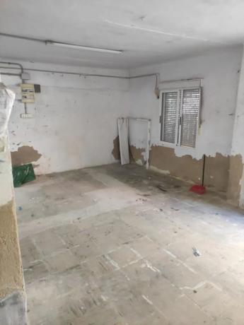 Local en calle Germans Navarro Caracena, 58