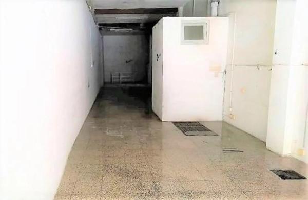 Local en plaza Rei Jaume I, 6