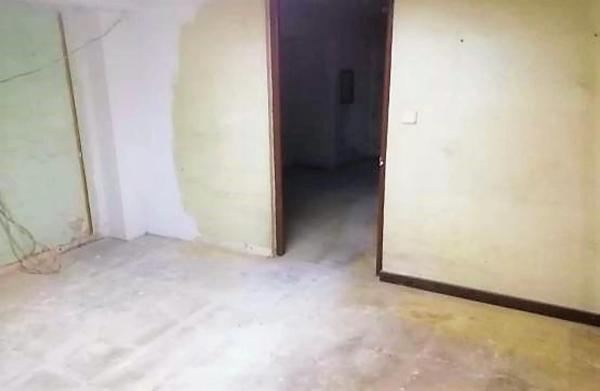 Local en plaza Rei Jaume I, 6