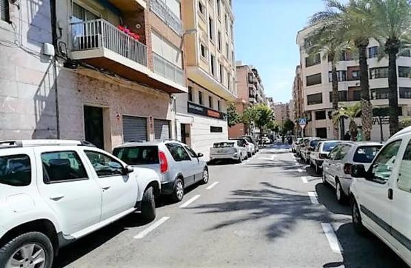 Local en plaza Rei Jaume I, 6