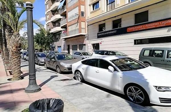 Local en plaza Rei Jaume I, 6