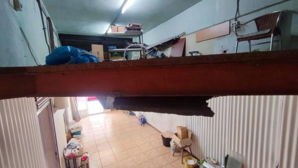 Local en Barrio Carrús Este