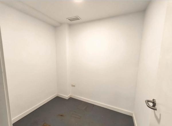 Local en calle Hilarión Eslava