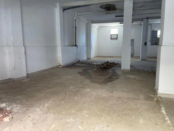 Local en calle Peru, 6