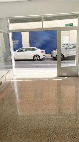 Local en calle Alférez Cosidó, 37