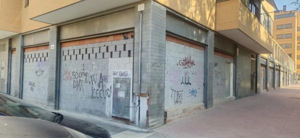 Local en calle Pere Joan Perpinyà, 32