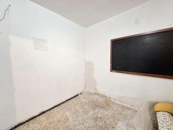 Local en Barrio Altabix