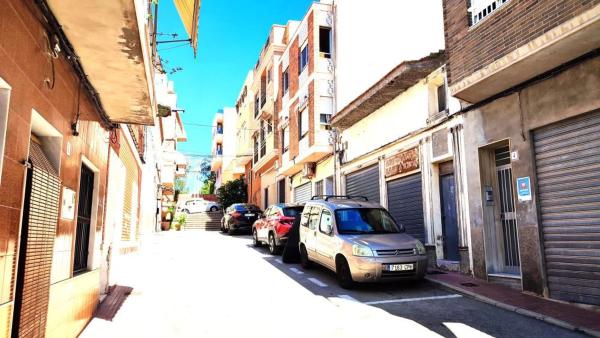 Local en calle Santa Rita, 6