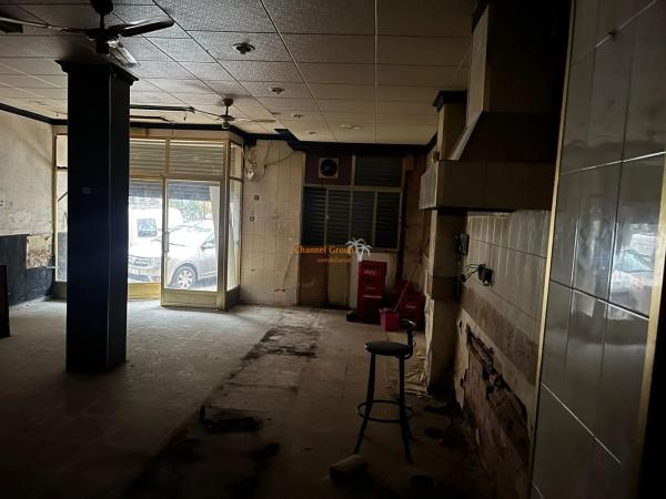 Local en Barrio Reina Victoria-Miguel Hernández