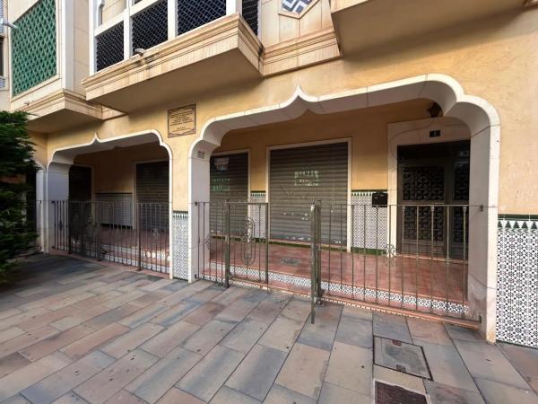 Local en calle Al-Shafra, 1