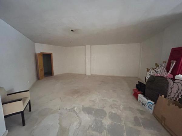 Local en calle Al-Shafra, 1