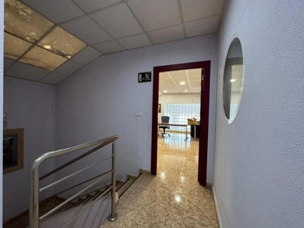 Nave en calle los Fontaneros, 20