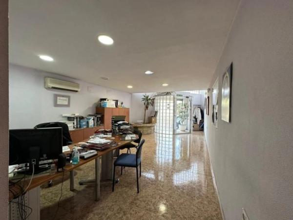 Nave en calle los Fontaneros, 20