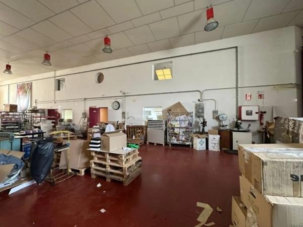 Nave en calle los Fontaneros, 20