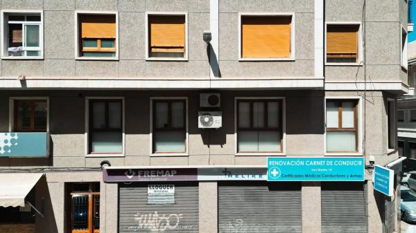 Local en rentabilidad en calle Pedro Canales, 36