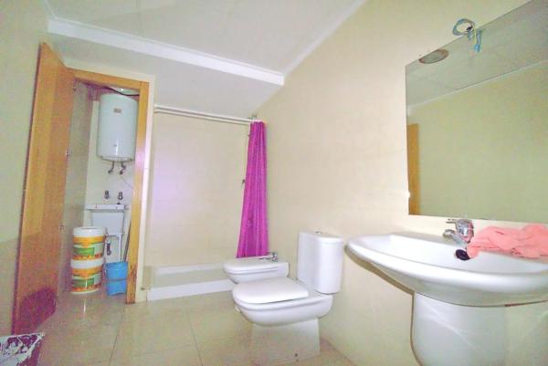 Local en Barrio Carrús Oeste