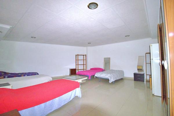 Local en Barrio Carrús Oeste