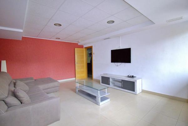 Local en Barrio Carrús Oeste