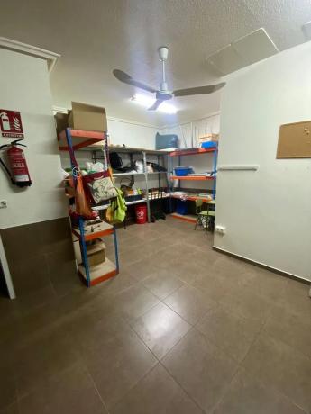 Local en Barrio Toscar