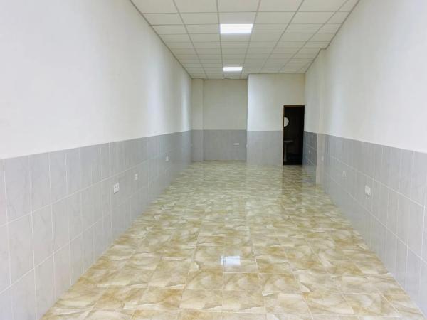 Local en Bergantín, 17