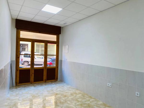 Local en Bergantín, 17