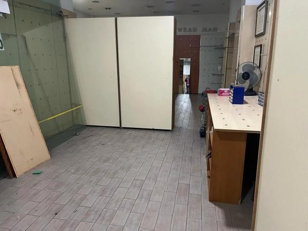 Local en Barrio Reina Victoria-Miguel Hernández