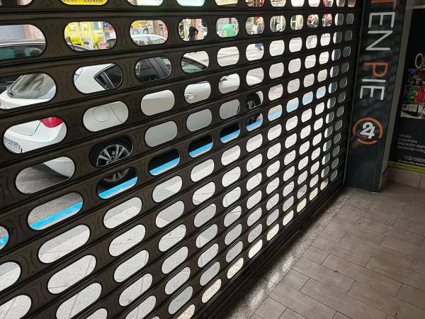 Local en Barrio Reina Victoria-Miguel Hernández