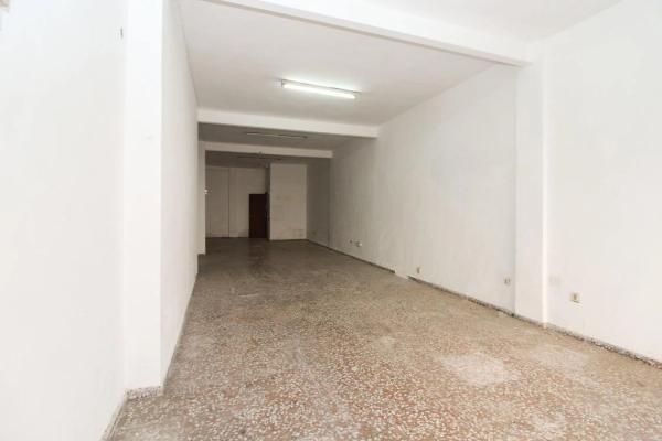 Local en calle Esperidion Porta Requesens