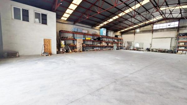 Nave en Crevillente