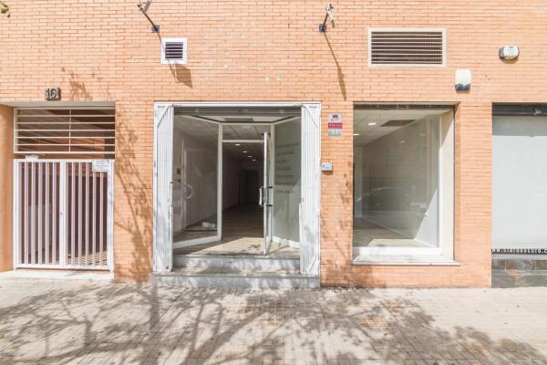 Local en calle Orihuela, 16