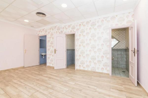 Local en calle Orihuela, 16