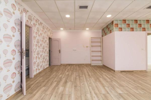 Local en calle Orihuela, 16