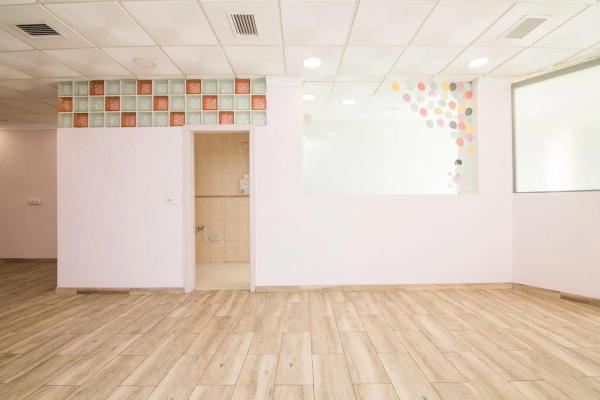 Local en calle Orihuela, 16