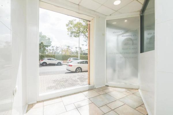 Local en calle Orihuela, 16