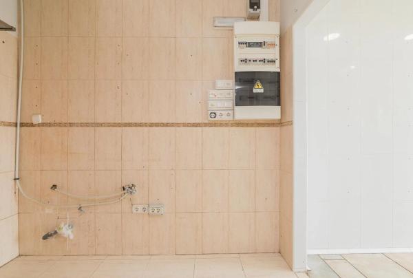 Local en calle Orihuela, 16