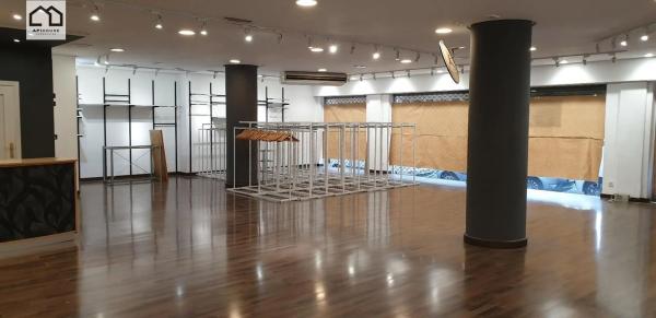 Local en Barrio Carrús Este