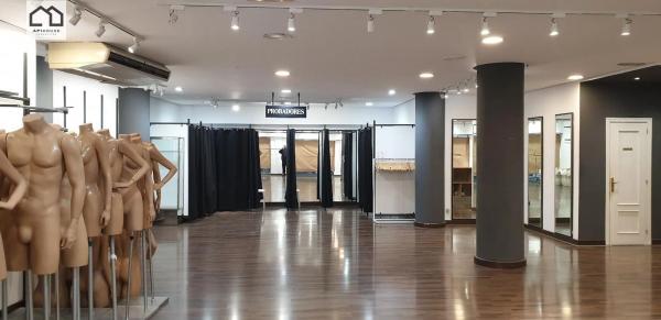 Local en Barrio Carrús Este