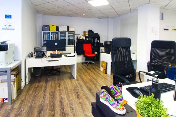 Local en avenida de Jubalcoi, 14