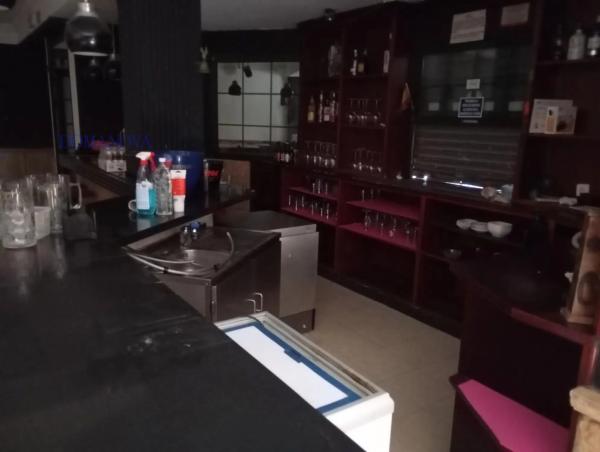 Local en avenida San Bartolome Tir