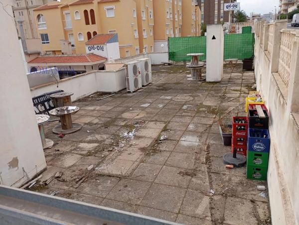 Local en avenida San Bartolome Tir