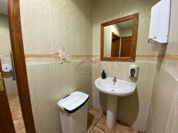 Local en calle del Mar