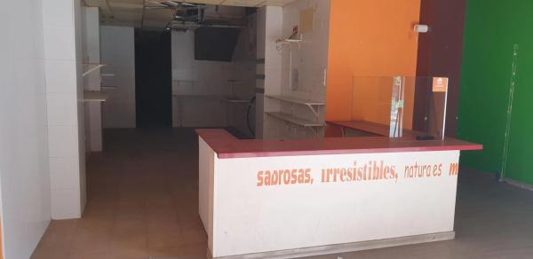 Local en Barrio Carrús Este